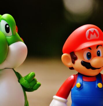 Od leveli doświadczenia do drzewek talentów jak zmieniało się rozwijanie bohatera w grach Zbliżenie na figurki Mario i Yoshiego z popularnej serii gier