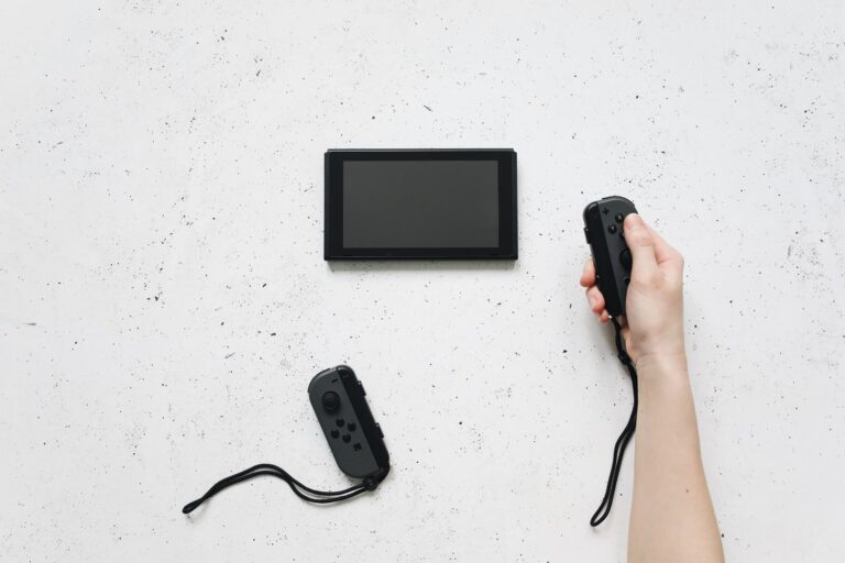 Jak podłączyć Nintendo 64 do współczesnego telewizora bez rozmytego obrazu?